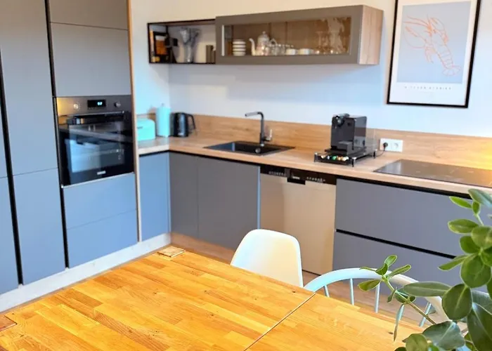 아파트 Moderner Komfort Am Berliner Stadtrand In Schoeneiche 베를린