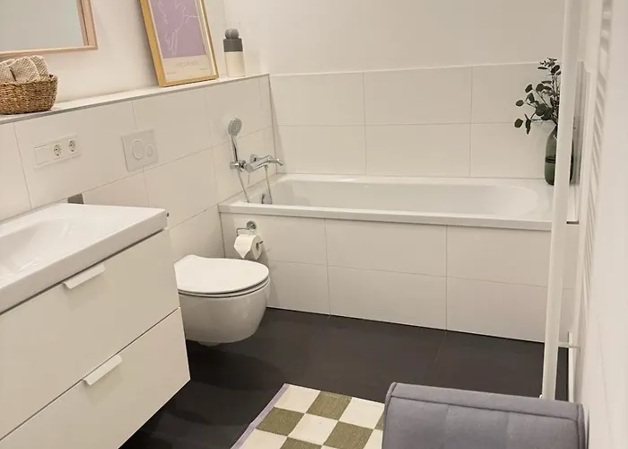 Moderner Komfort Am Berliner Stadtrand In Schoeneiche * 베를린