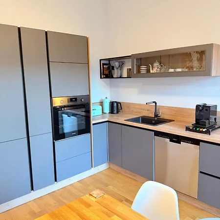 Moderner Komfort Am Berliner Stadtrand In Schoeneiche Apartamento