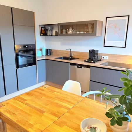 Apartamento Moderner Komfort Am Berliner Stadtrand In Schoeneiche Berlín