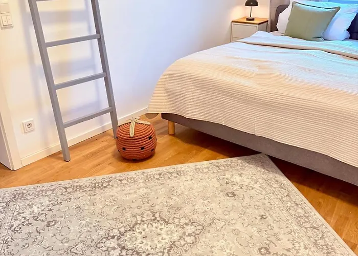 Lägenhet Moderner Komfort Am Berliner Stadtrand In Schoeneiche *